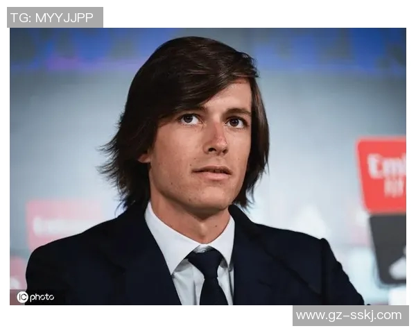 皇马官方宣布新签约,新援表态要为球队带来更多胜利 皇马官方宣布新签约,新援表态要为球队带来更多胜利